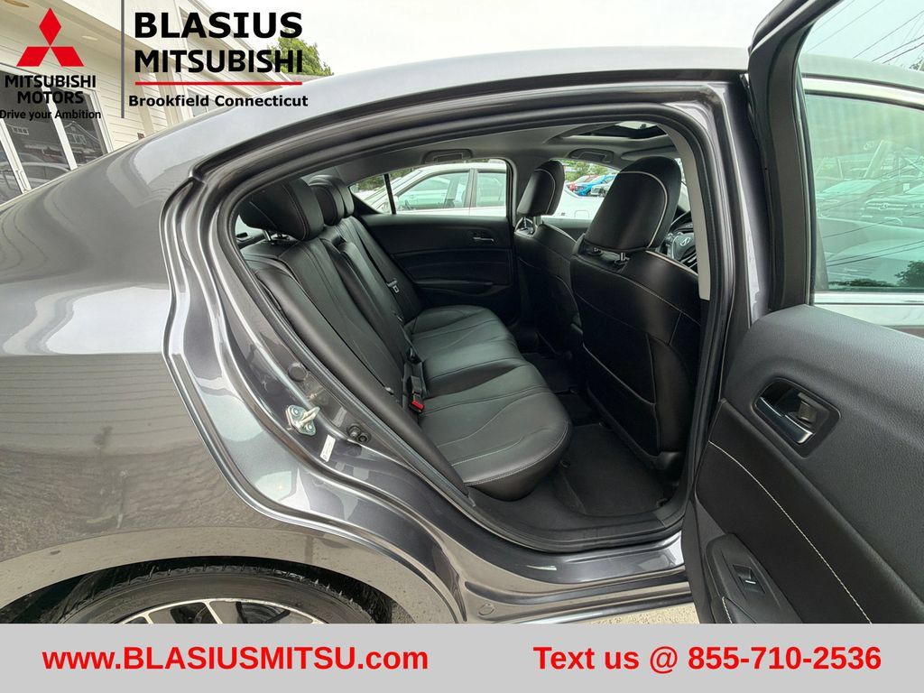 Used 2020 Acura ILX w/ Premium Package FWD image 36