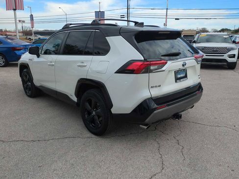 Used 2019 Toyota RAV4 XSE image 6