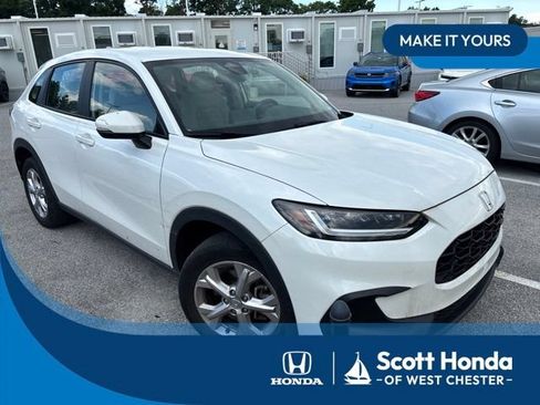 Used 2023 Honda HR-V LX image 1