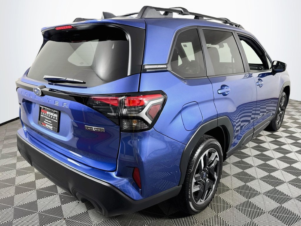 Used 2026 Subaru Forester Premium AWD/4WD image 7