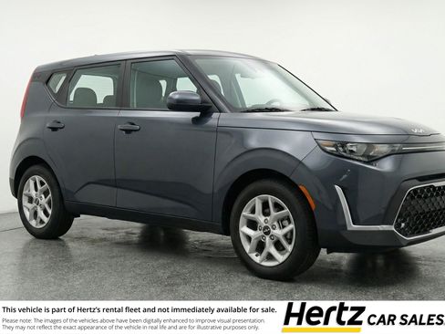 Used 2025 Kia Soul LX w/ LX Technology Package image 1