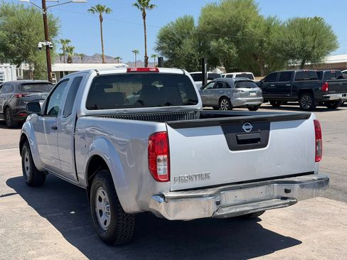 Used 2013 Nissan Frontier S RWD image 5