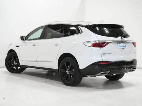 Used 2023 Buick Enclave Essence w/ Experience Buick Package image 5