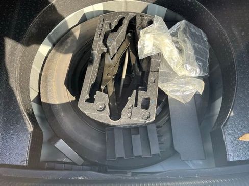 Used 2018 Volkswagen Passat 2.0T R-Line FWD image 8