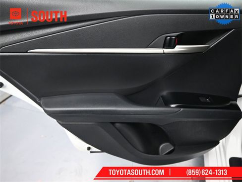 Used 2025 Toyota Camry LE image 23