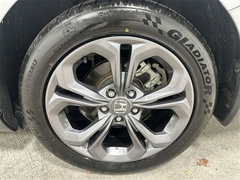 Used 2023 Honda Accord EX image 14