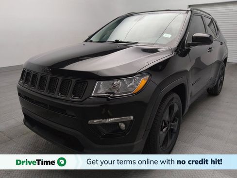 Used 2019 Jeep Compass Latitude FWD image 1