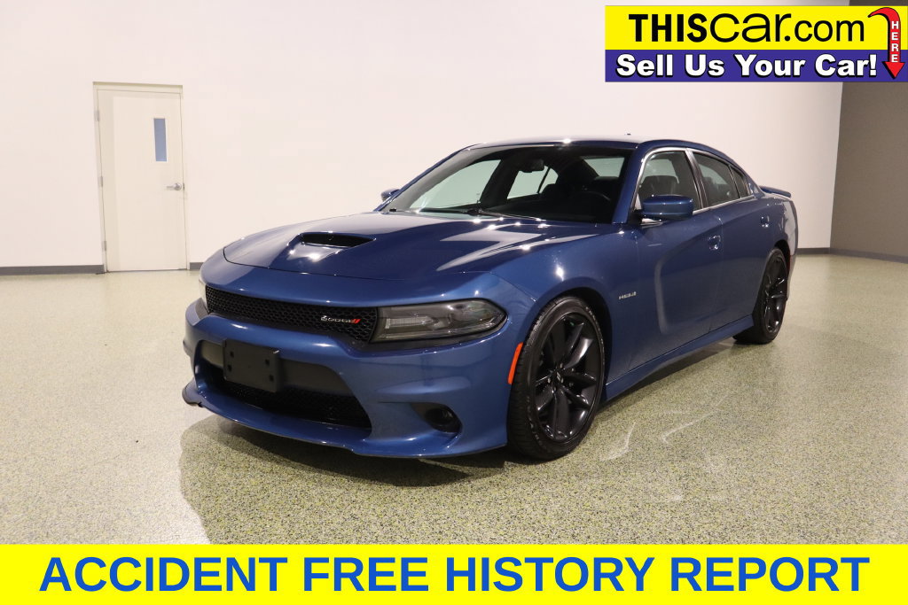 Used 2020 Dodge Charger R/T w/ Plus Group RWD image 5