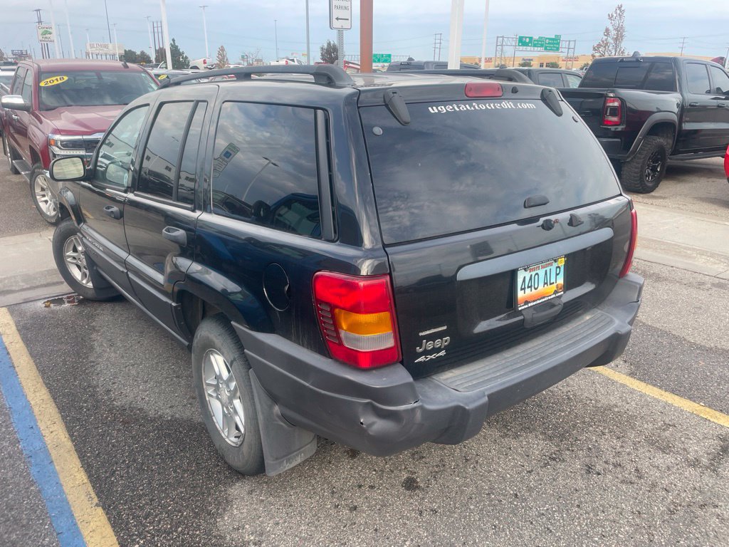 Used 2004 Jeep Grand Cherokee Laredo w/ Convenience Group AWD/4WD image 3