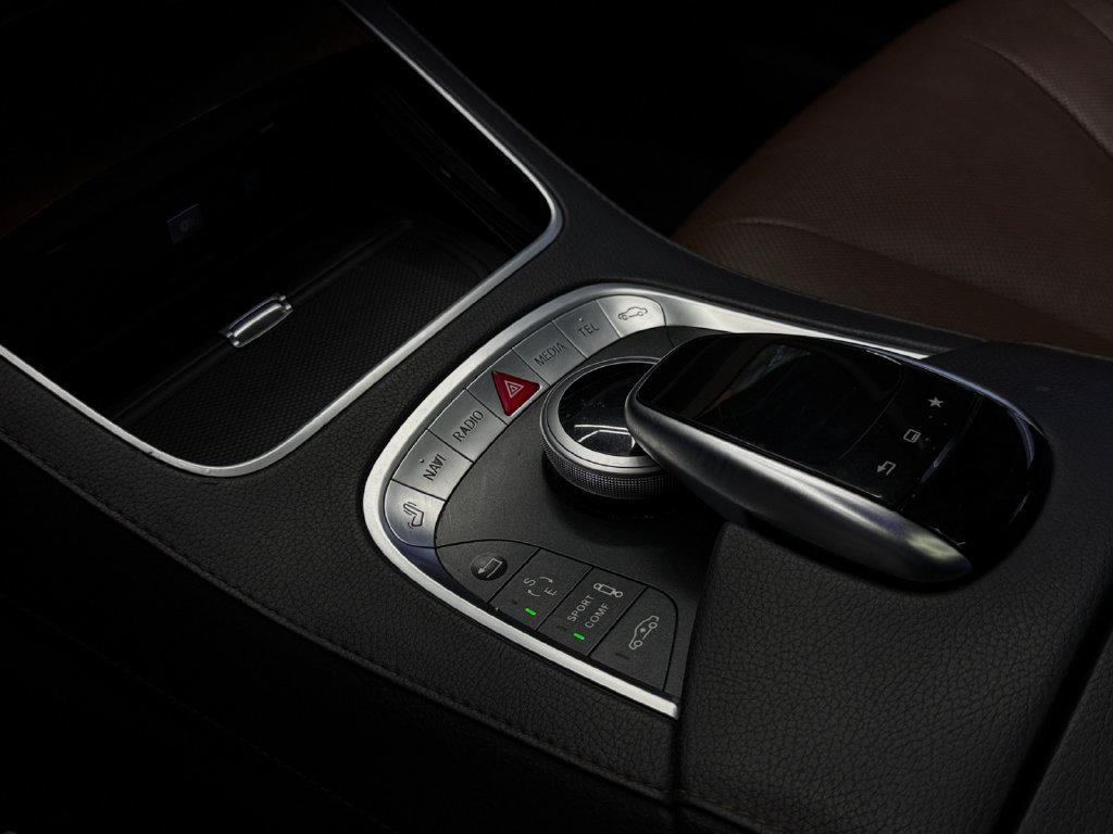 Used 2016 Mercedes-Benz S 550 Sedan image 20
