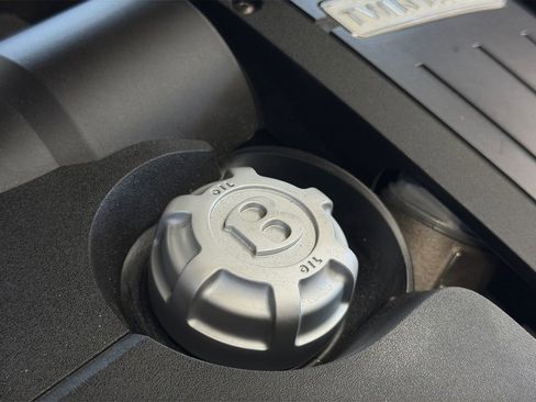 Used 2013 Bentley Continental GT image 26