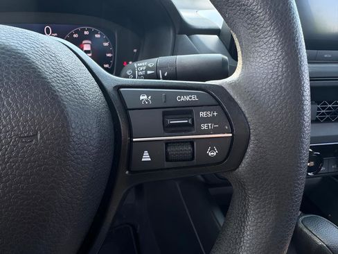 Used 2023 Honda Accord EX image 24
