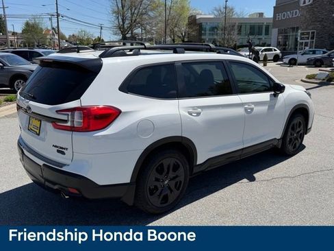 Used 2024 Subaru Ascent Onyx Edition image 5