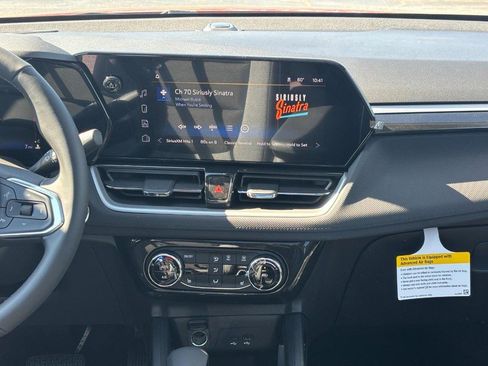 New 2026 Chevrolet TrailBlazer LT FWD image 8