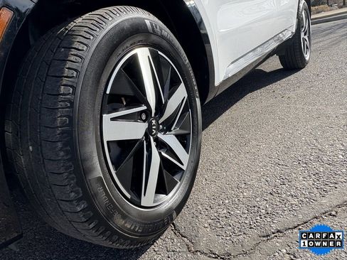 Used 2021 Kia Sorento EX w/ Panoramic Sunroof Package image 13