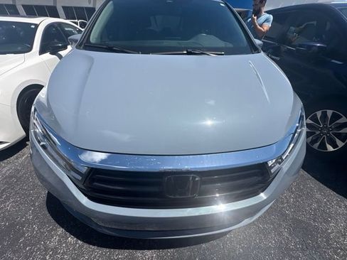 Used 2024 Honda Odyssey Touring image 6