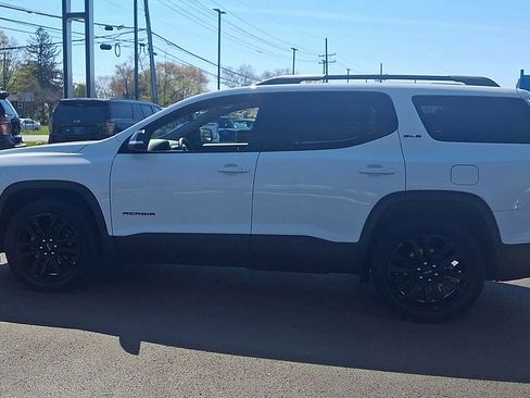 Certified 2023 GMC Acadia SLE w/ Driver Convenience Package AWD/4WD image 8