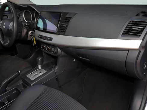 Used 2014 Mitsubishi Lancer ES FWD image 17