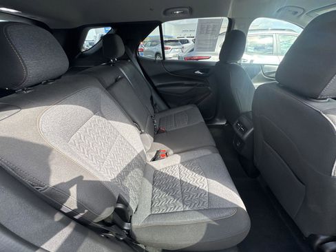 Used 2024 Chevrolet Equinox LT FWD image 12