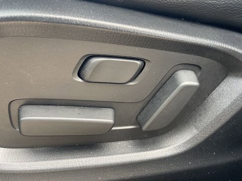 Used 2025 MAZDA CX-5 AWD 2.5 S w/ Premium Plus Pkg image 22