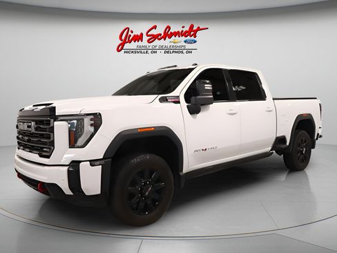 Used 2025 GMC Sierra 2500 AT4 w/ AT4 Premium Plus Package AWD/4WD image 2