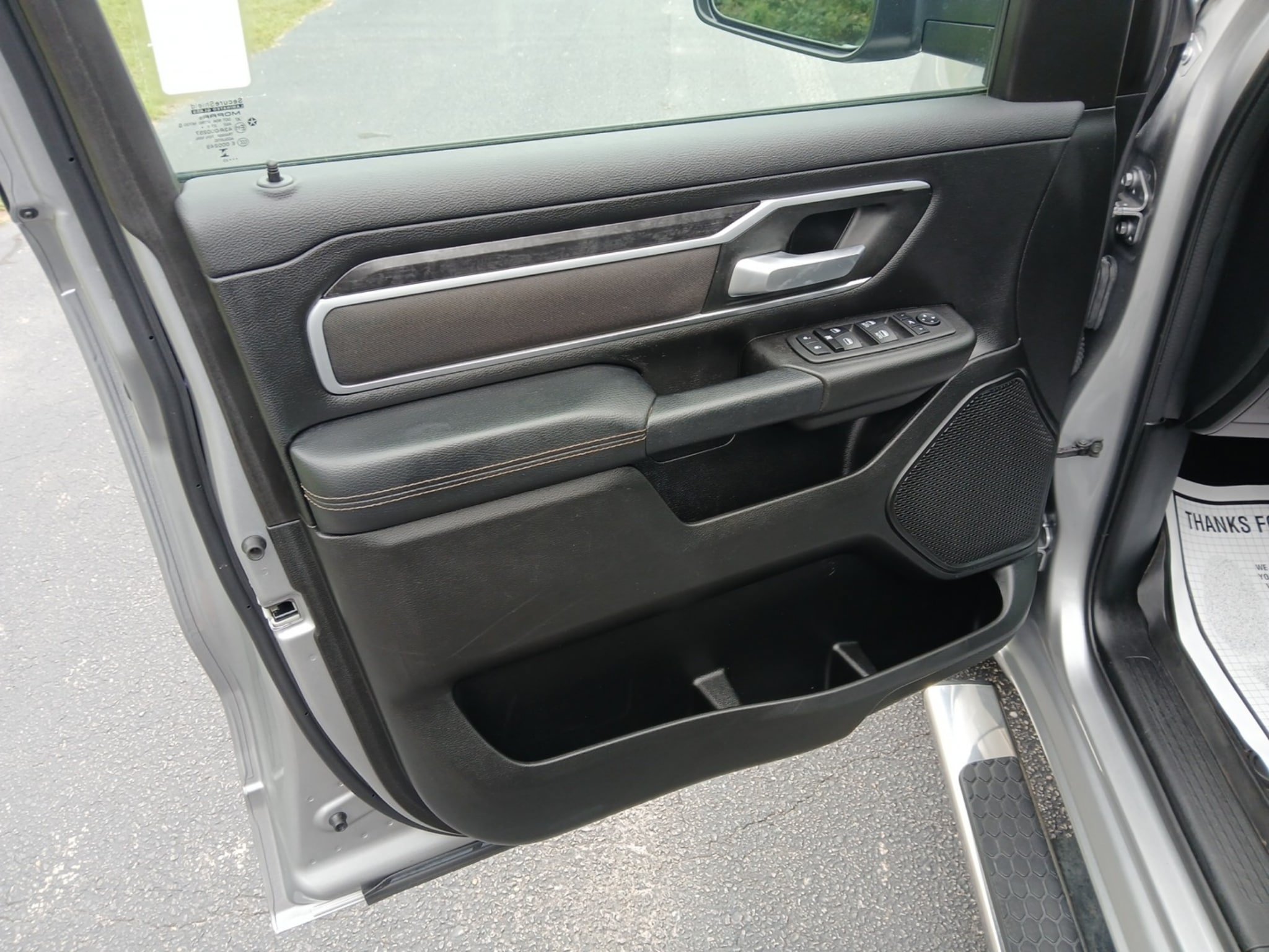 Used 2023 RAM 1500 Big Horn RWD image 23