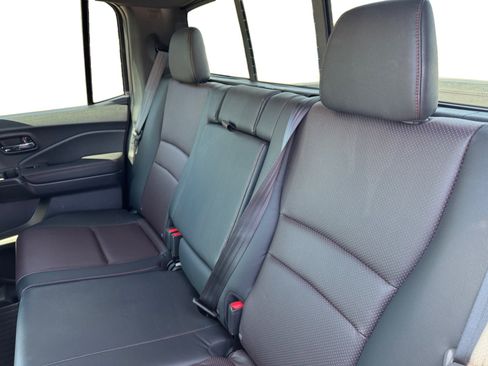 Used 2017 Honda Ridgeline Black Edition image 16
