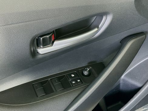 Used 2026 Toyota Corolla SE image 15