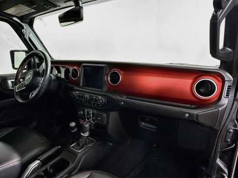 Used 2021 Jeep Gladiator Rubicon AWD/4WD image 30