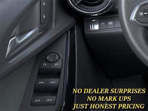 New 2026 Chevrolet Equinox LT w/ Convenience Package II image 22