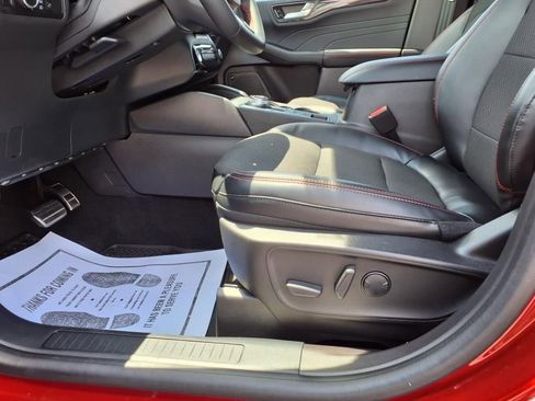 Used 2023 Ford Escape ST-Line Select w/ Tech Pack #2 image 11