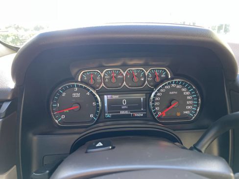 Used 2016 Chevrolet Tahoe LT image 17