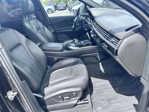 Used 2017 Audi Q7 3.0T Premium Plus w/ Premium Plus Package image 23