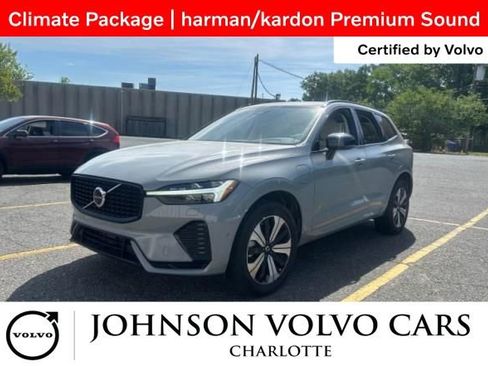 Used 2024 Volvo XC60 T8 Plus w/ Protection Package Premier AWD/4WD image 3
