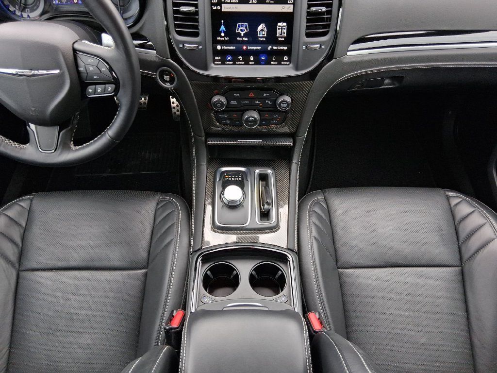 Used 2023 Chrysler 300 C RWD image 26