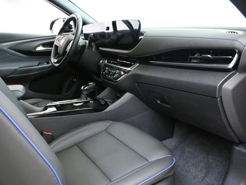 Used 2024 Buick Envista Sport Touring w/ Convenience I Package image 29