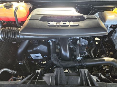 Used 2022 RAM 1500 Laramie w/ Laramie Southwest Edition image 32