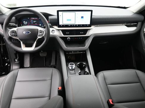 New 2025 Ford Explorer Active w/ Active Comfort Package image 9