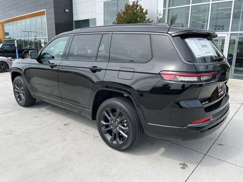 New 2026 Jeep Grand Cherokee L Limited AWD/4WD image 18