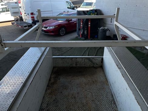 Used 2021 Ford F350 XLT image 21