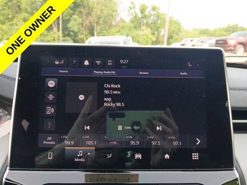 Certified 2024 Jeep Compass Limited w/ Sun and Sound Group AWD/4WD image 21