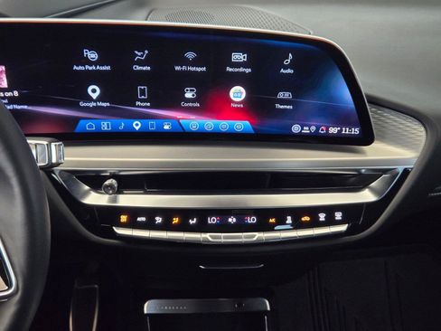 Certified 2026 Cadillac Lyriq V AWD/4WD image 18