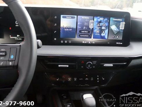 New 2026 Nissan Kicks SR w/ SR Premium Package AWD/4WD image 18
