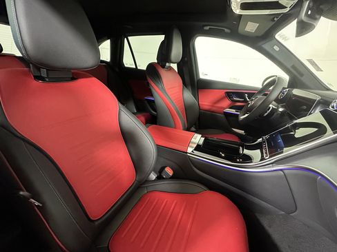 New 2026 Mercedes-Benz GLC 300 4MATIC image 23