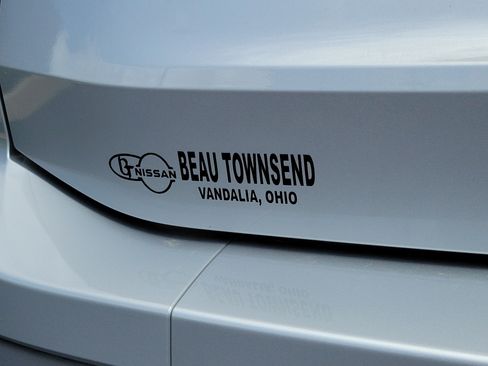 Used 2025 Nissan Rogue S AWD/4WD image 6