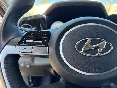 Used 2023 Hyundai Elantra SEL w/ Convenience Package image 38