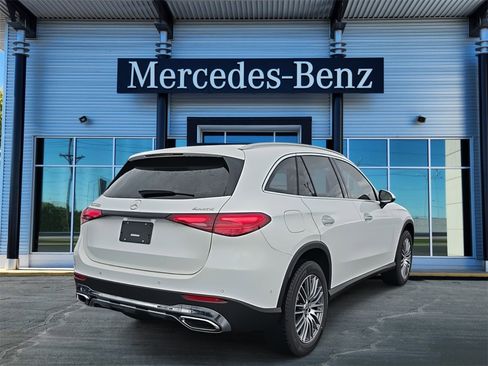 New 2026 Mercedes-Benz GLC 300 4MATIC image 6