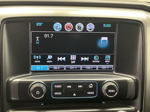 Used 2018 Chevrolet Silverado 1500 LT image 16