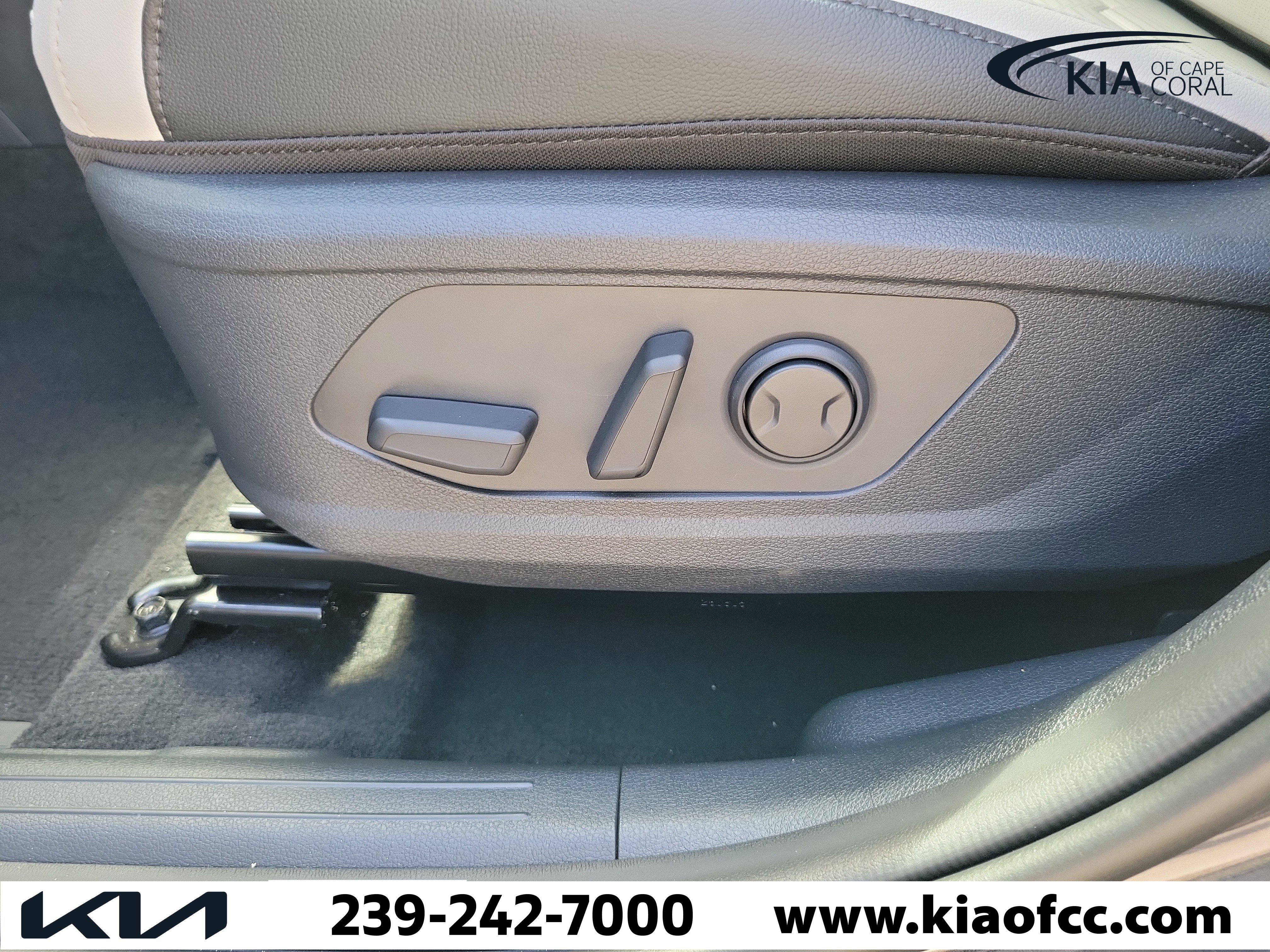 New 2027 Kia Sportage SX FWD image 21