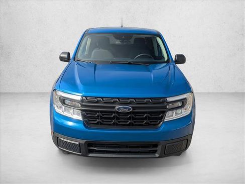 Used 2022 Ford Maverick XL image 2